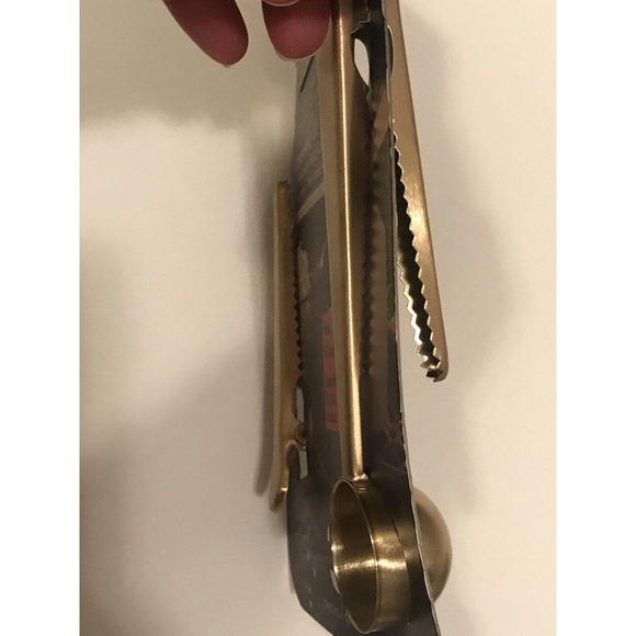 6 Pieces Heavy Duty Bag Clips for Organizing Kitchen Coffee Measuring Spoon - Picture 4 of 13